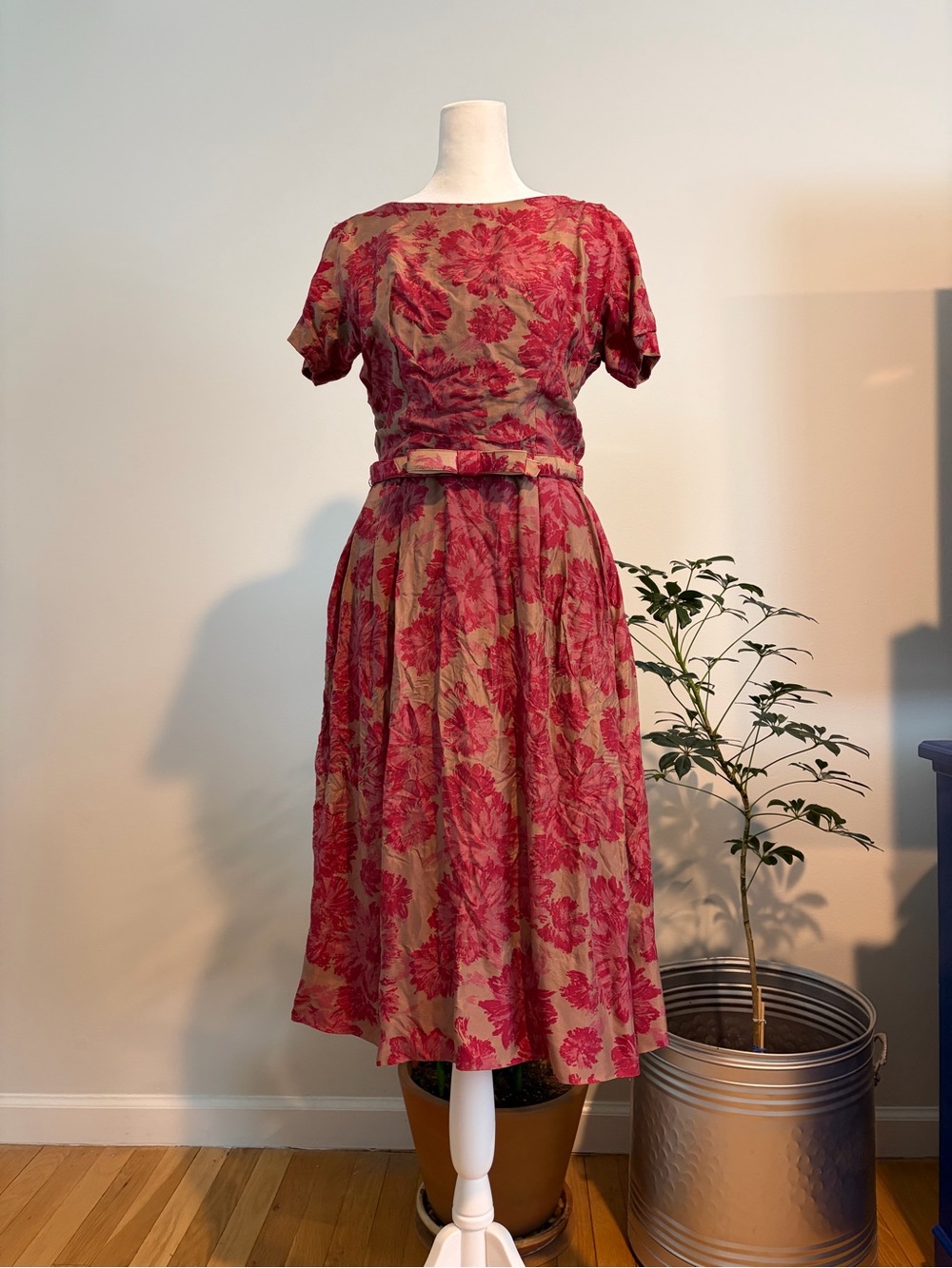 Vintage 50s Jerry Gilden Spectator Floral Print Dress with Matching Bow Belt